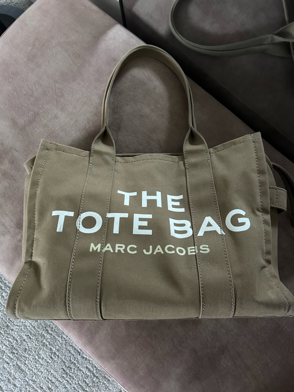 Marc Jacobs The Tote Bag